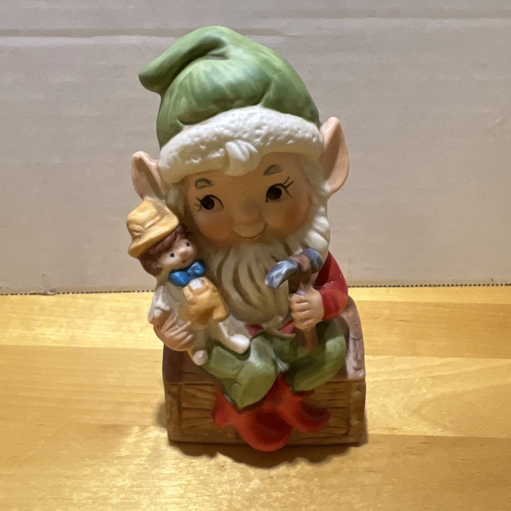 Vintage Santa's Elf Toy Maker Homco Pixie Gnome 4.75" Hammer Free Ship